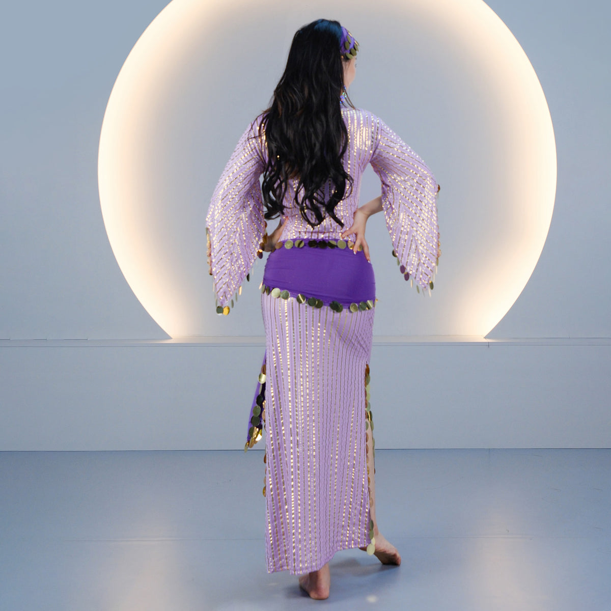 Elegant Egyptian Saidi Robe Cane Dance Costume with Embroidered Details for Stage Shows