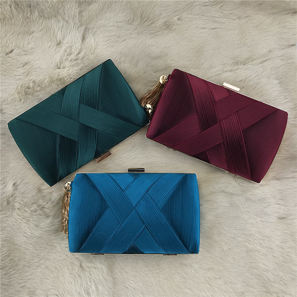 Handheld Women's Evening Clutch Bags Silk Satin Party Handbags Bridal Wedding Purses with Tassel Pendant Evening Clutch Bags
