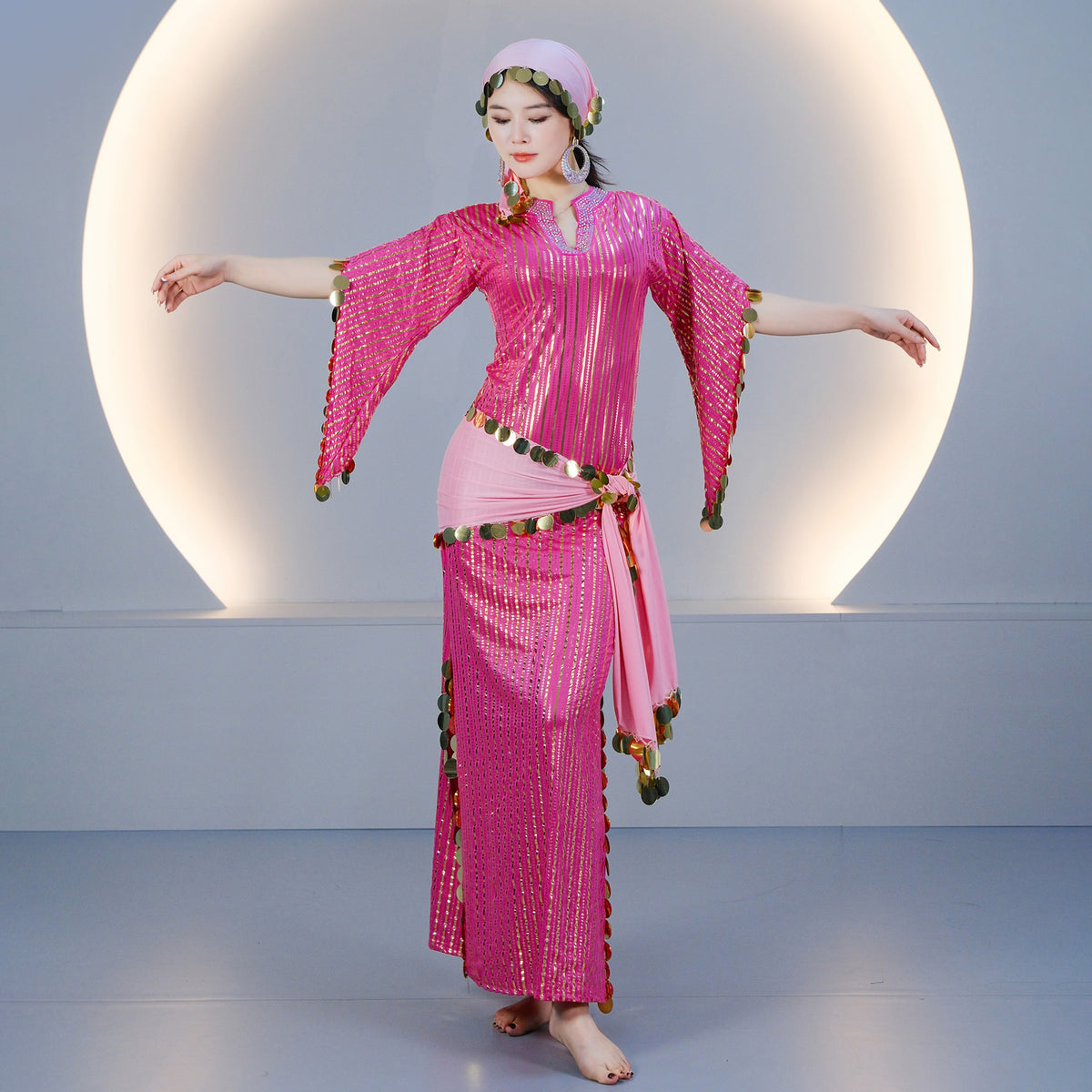 Elegant Egyptian Saidi Robe Cane Dance Costume with Embroidered Details for Stage Shows
